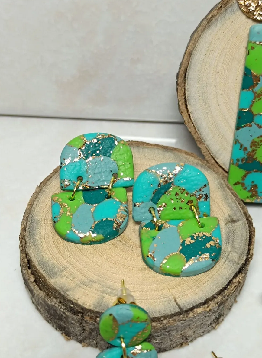 Pendientes artesanales modelo Nalón de la colección Ariel