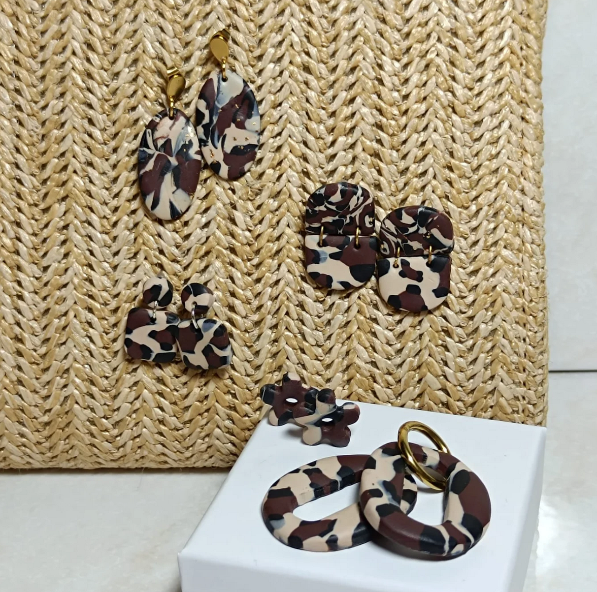 Pendientes artesanales de la colección Zambeze